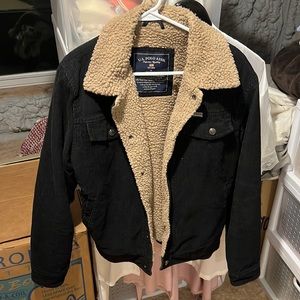 Great jacket! Super comfy and warm